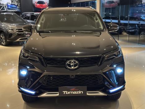 TOYOTA Hilux SW4 2.8 16V 4P SRX PLATINUM 4X4 7 LUGARES TURBO DIESEL AUTOMTICO, Foto 4