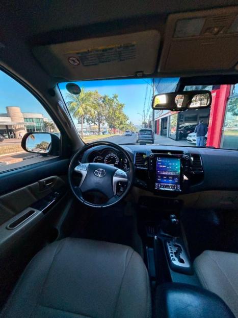 TOYOTA Hilux SW4 3.0 16V 4P SRV 4X4 7 LUGARES TURBO DIESEL AUTOMTICO, Foto 10