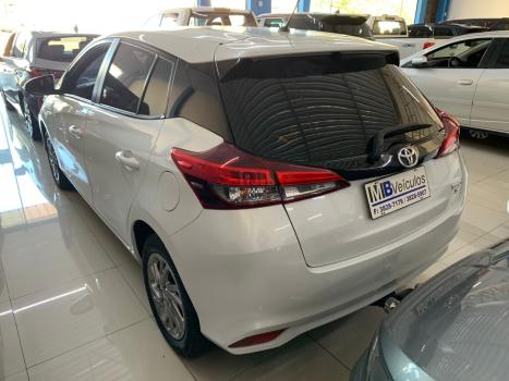TOYOTA Prius , Foto 2