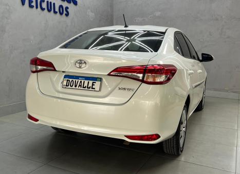 TOYOTA Yaris Hatch 1.5 16V 4P FLEX XL MULTIDRIVE AUTOMTICO CVT, Foto 2