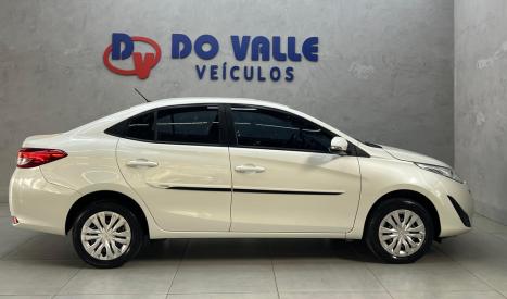 TOYOTA Yaris Hatch 1.5 16V 4P FLEX XL MULTIDRIVE AUTOMTICO CVT, Foto 3