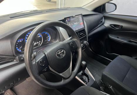 TOYOTA Yaris Hatch 1.5 16V 4P FLEX XL MULTIDRIVE AUTOMTICO CVT, Foto 8