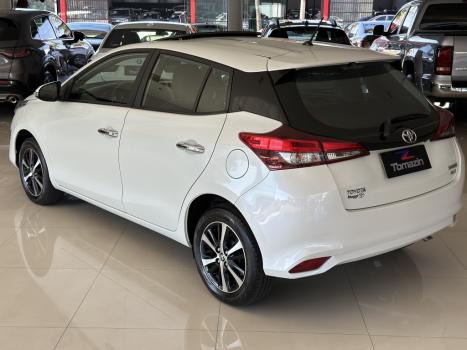 TOYOTA Yaris Hatch 1.5 16V 4P FLEX XLS MULTIDRIVE AUTOMTICO CVT, Foto 6