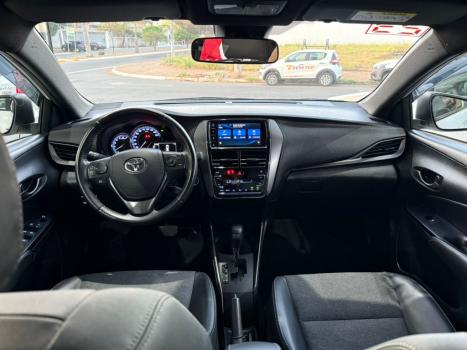 TOYOTA Yaris Hatch 1.5 16V 4P FLEX XS MULTIDRIVE AUTOMTICO CVT, Foto 7