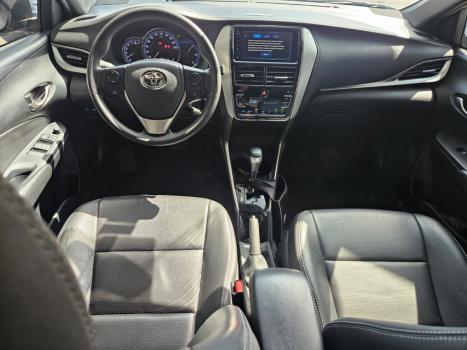 TOYOTA Yaris Hatch 1.3 16V 4P FLEX XL PLUS TECH MULTIDRIVE AUTOMTICO CVT, Foto 7