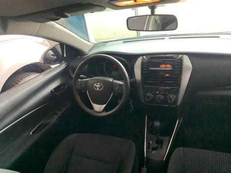 TOYOTA Yaris Sedan 1.5 16V 4P FLEX XL MULTIDRIVE AUTOMTICO CVT, Foto 5