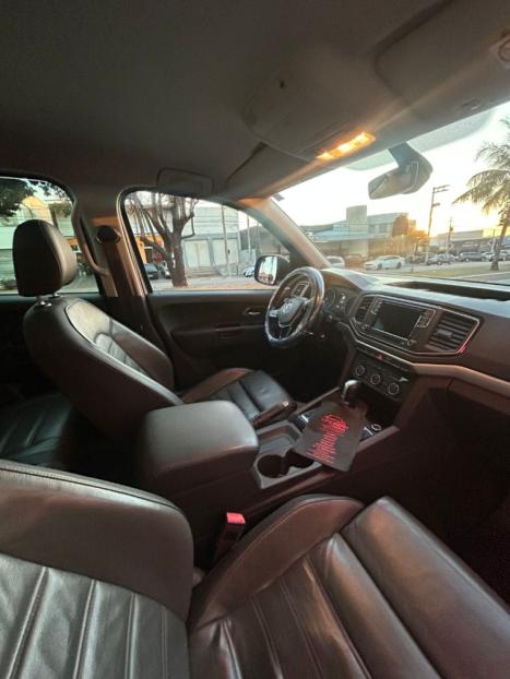 VOLKSWAGEN Amarok 3.0 V6 CABINE DUPLA HIGHLINE 4X4 TURBO INTERCOOLER AUTOMTICO, Foto 8