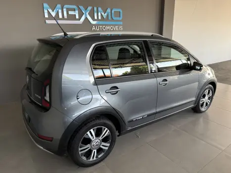 VOLKSWAGEN Cross UP 1.0 12V 4P TSI FLEX, Foto 4