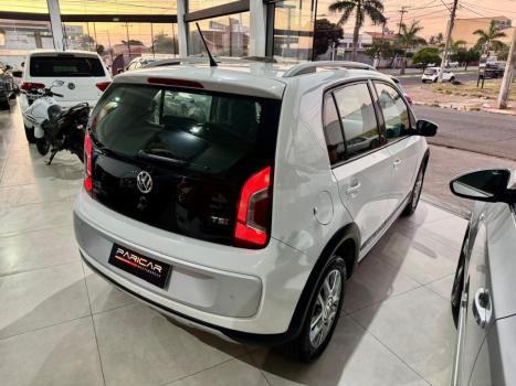 VOLKSWAGEN Cross UP 1.0 12V 4P TSI FLEX, Foto 4