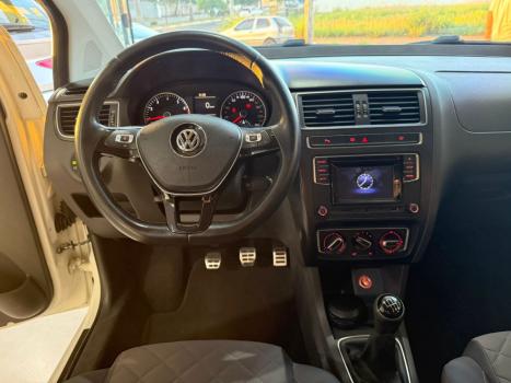 VOLKSWAGEN Fox 1.6 4P HIGHLINE FLEX, Foto 8