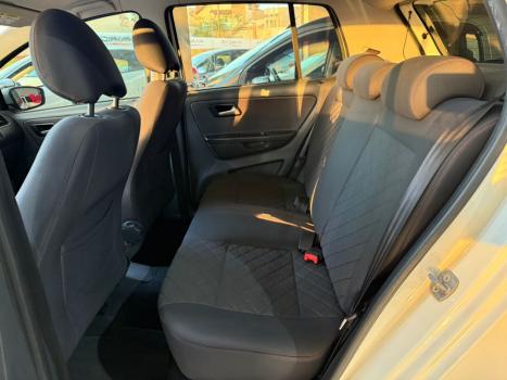 VOLKSWAGEN Fox 1.6 4P HIGHLINE FLEX, Foto 10