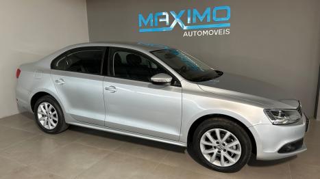 VOLKSWAGEN Jetta 2.0 4P FLEX CONFORTLINE TIPTRONIC AUTOMTICO, Foto 2