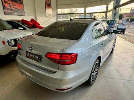 VOLKSWAGEN Jetta 2.0 4P CONFORTLINE FLEX, Foto 4