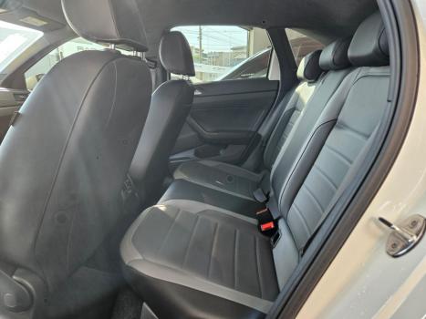 VOLKSWAGEN Nivus 1.0 4P FLEX 200 TSI HIGHLINE TURBO AUTOMTICO, Foto 11