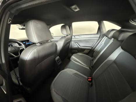 VOLKSWAGEN Nivus 1.0 4P FLEX 200 TSI HIGHLINE TURBO AUTOMTICO, Foto 7