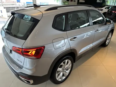 VOLKSWAGEN Taos 1.4 16V 4P FLEX 250 TSI CONFORTLINE AUTOMTICO, Foto 8