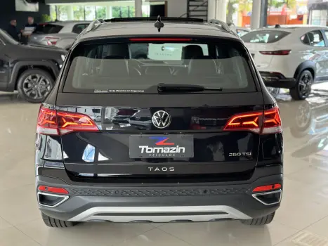 VOLKSWAGEN Taos 1.4 16V 4P FLEX 250 TSI HIGHLINE AUTOMTICO, Foto 3