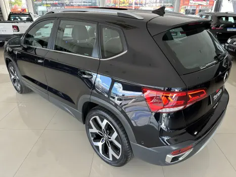 VOLKSWAGEN Taos 1.4 16V 4P FLEX 250 TSI HIGHLINE AUTOMTICO, Foto 6