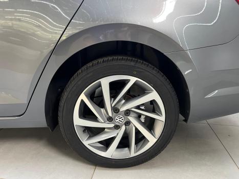 VOLKSWAGEN Virtus 1.0 4P 200 TSI FLEX HIGHLINE AUTOMTICO, Foto 3