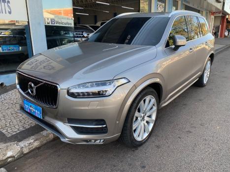 VOLVO XC90 2.0 4P MOMENTUM 4X4 TURBO AUTOMTICO, Foto 2