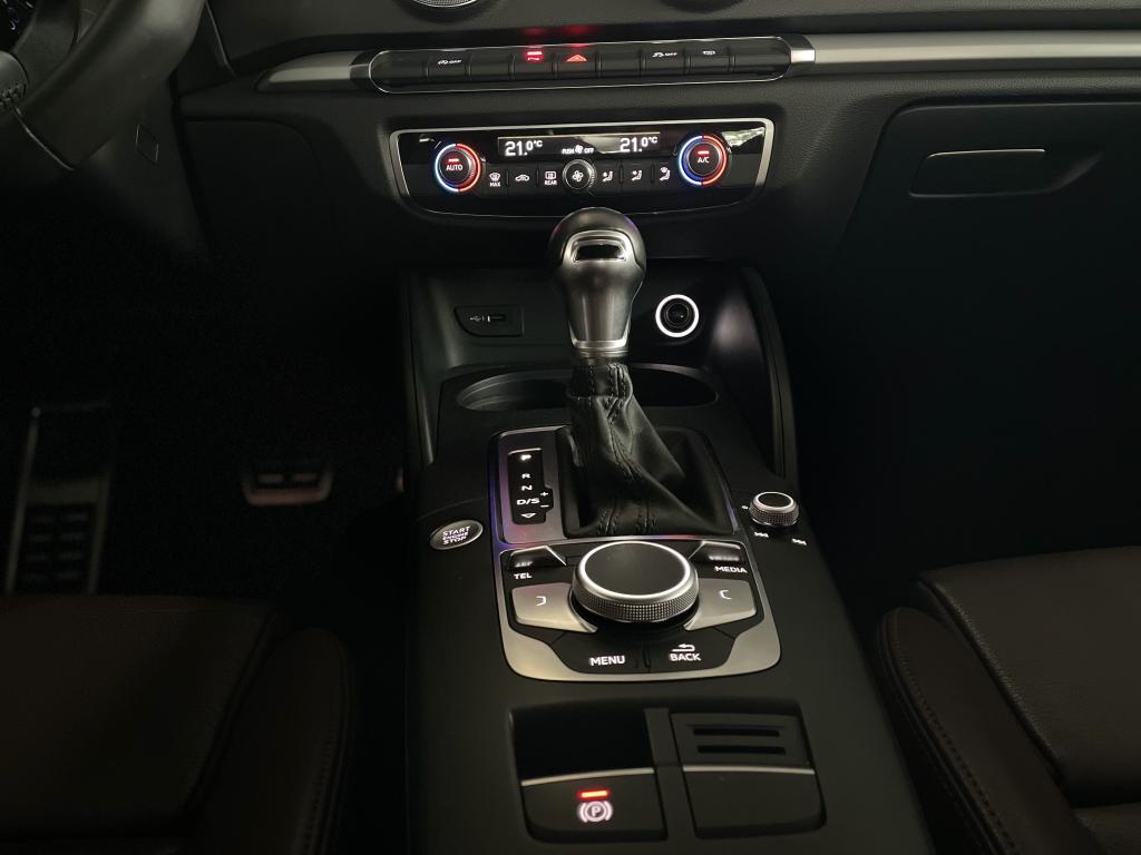 AUDI A3 Sedan - Foto