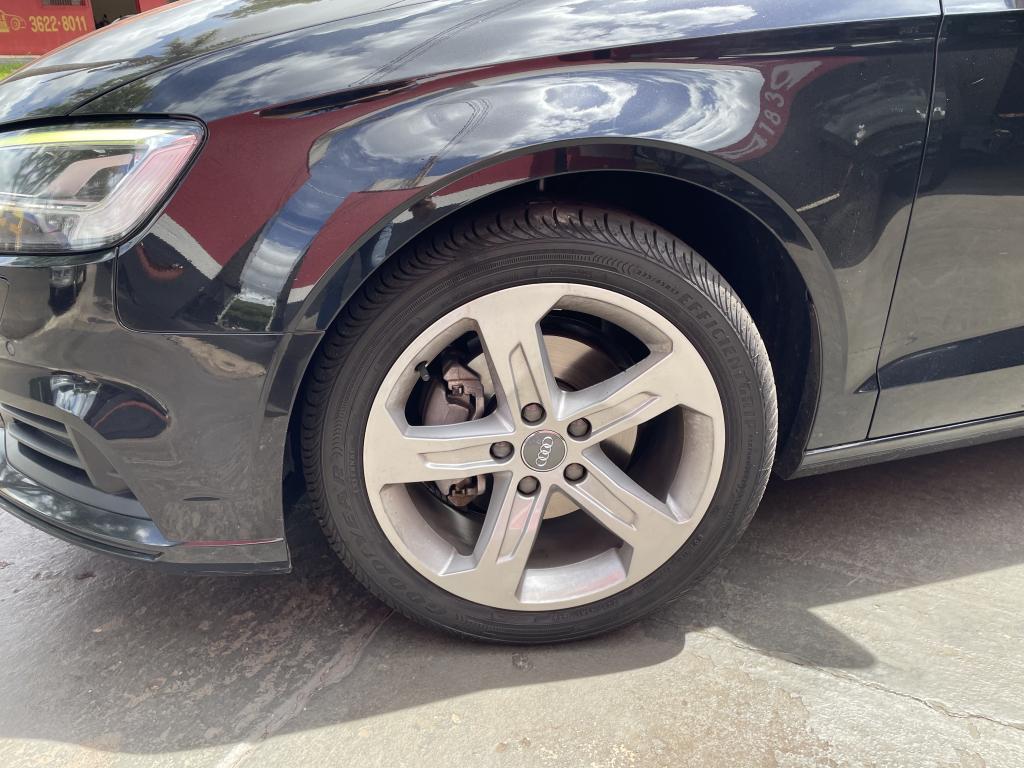 AUDI A3 Sedan - Foto