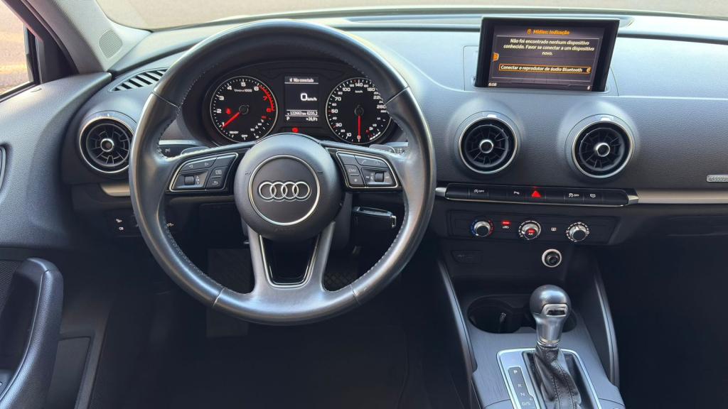 AUDI A3 Sedan - Foto