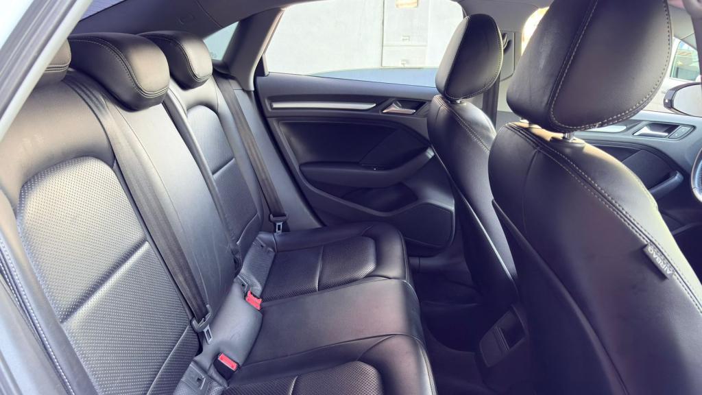 AUDI A3 Sedan - Foto