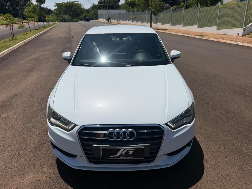 AUDI A3 Sedan - Foto