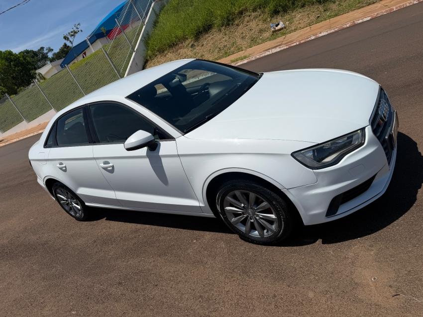 AUDI A3 Sedan - Foto