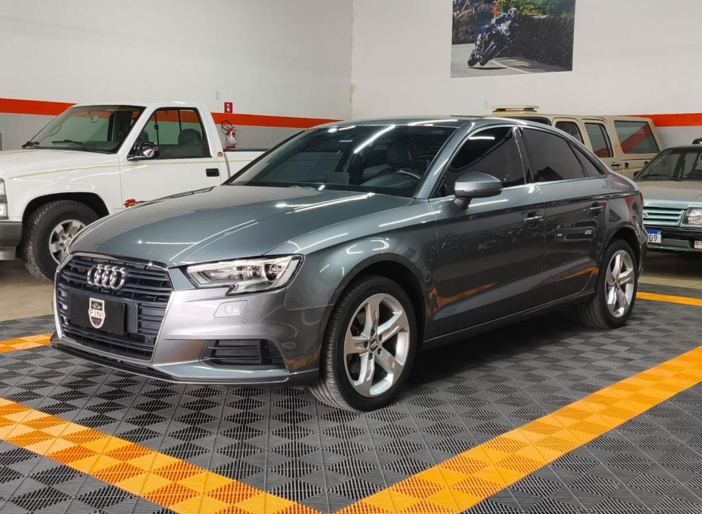 AUDI A3 Sedan - Foto