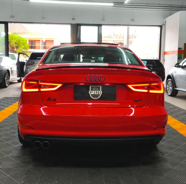 AUDI A3 Sedan - Foto