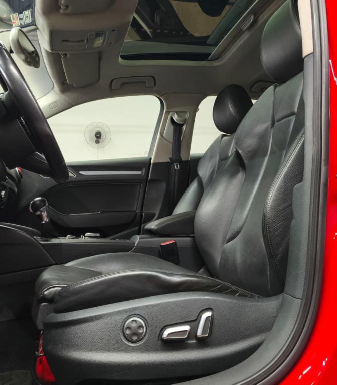 AUDI A3 Sedan - Foto