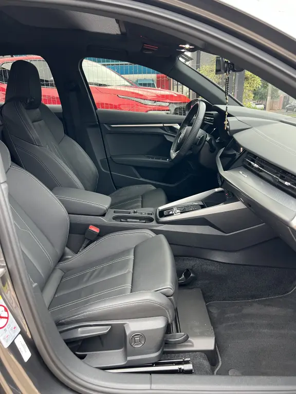 AUDI A3 Sedan - Foto