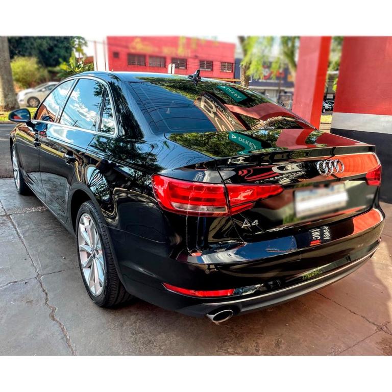 AUDI A4 - Foto
