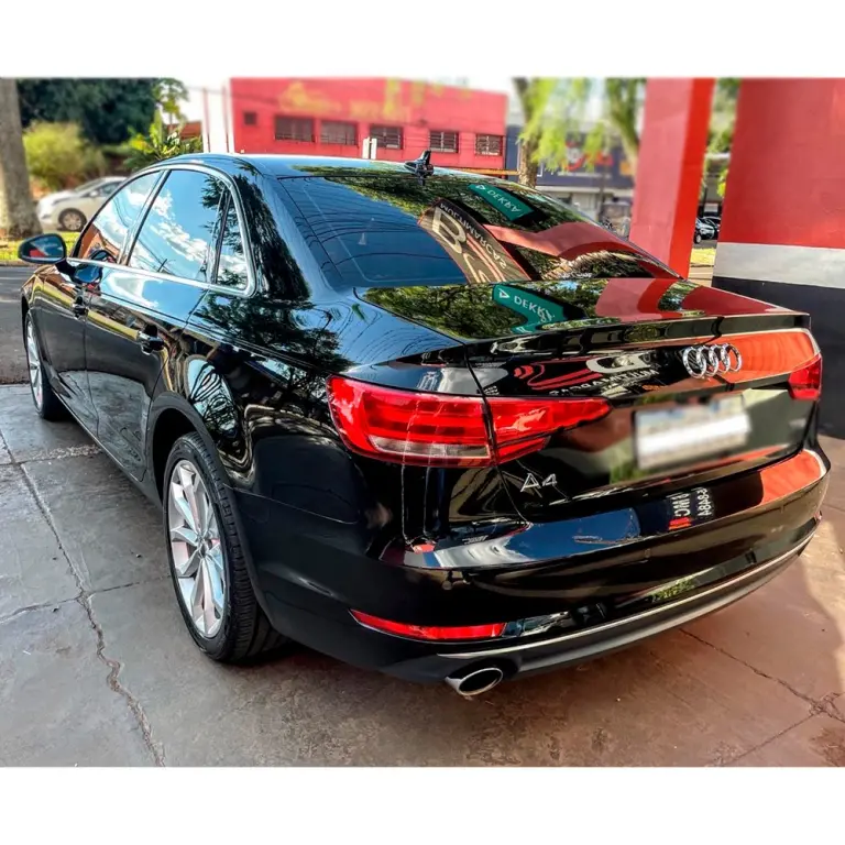 AUDI A4 - Foto
