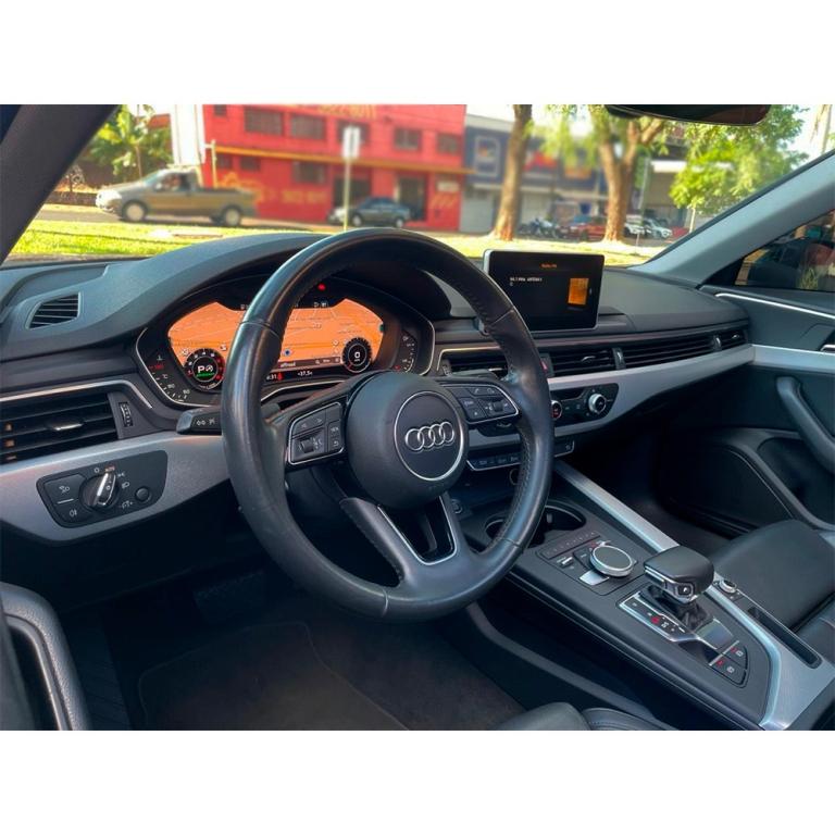 AUDI A4 - Foto