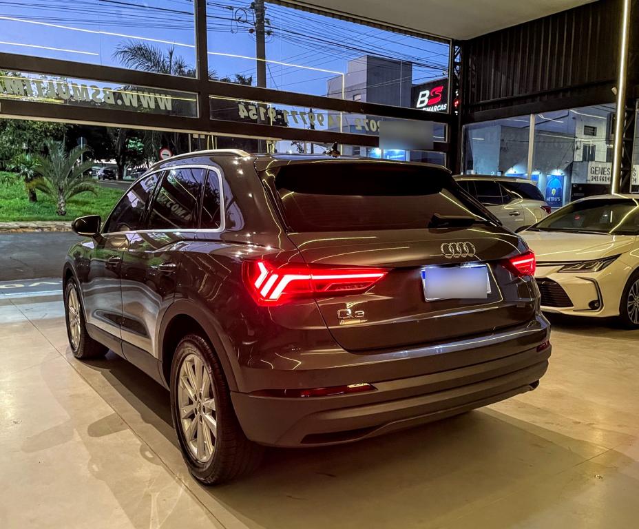 AUDI Q3 - Foto