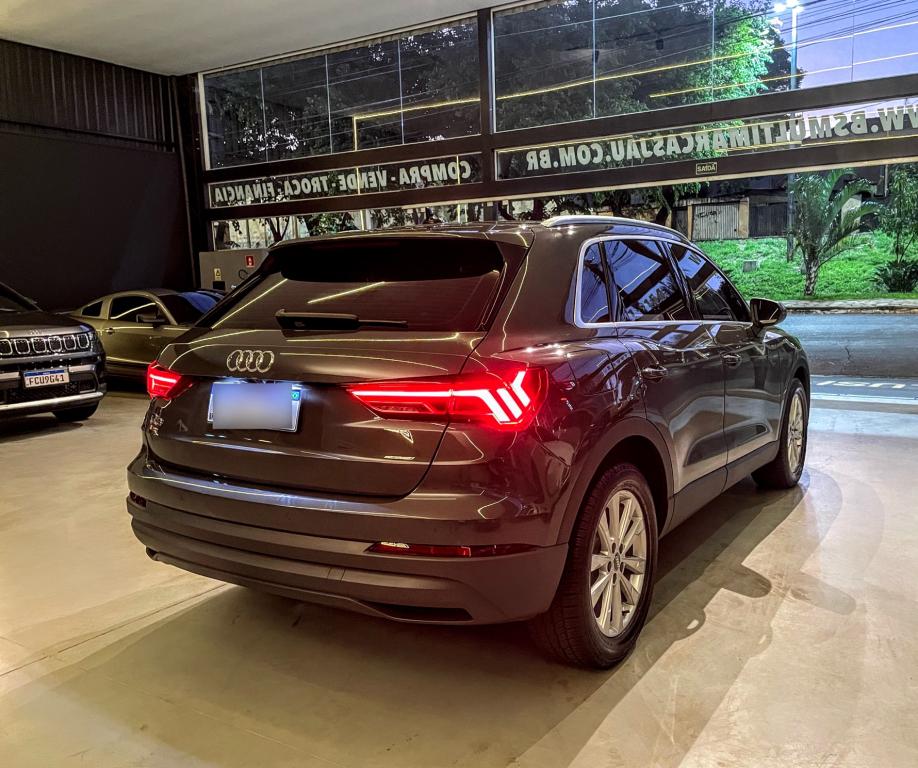 AUDI Q3 - Foto