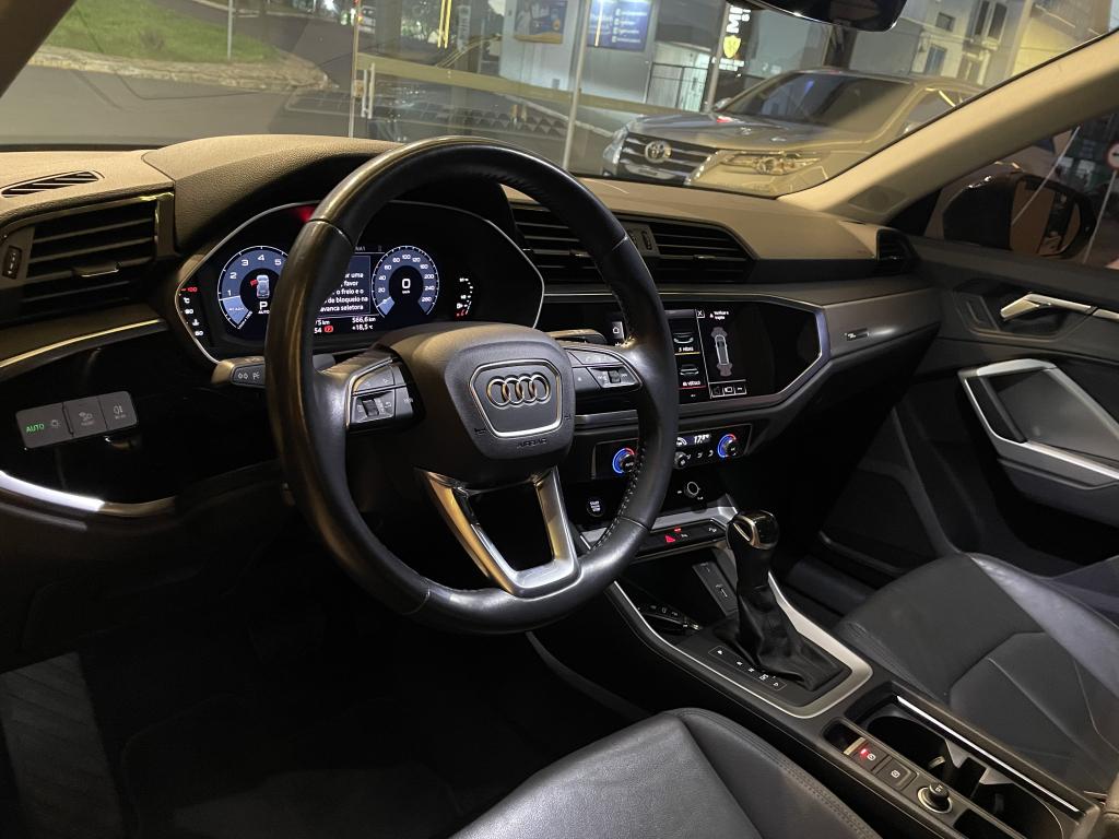 AUDI Q3 - Foto