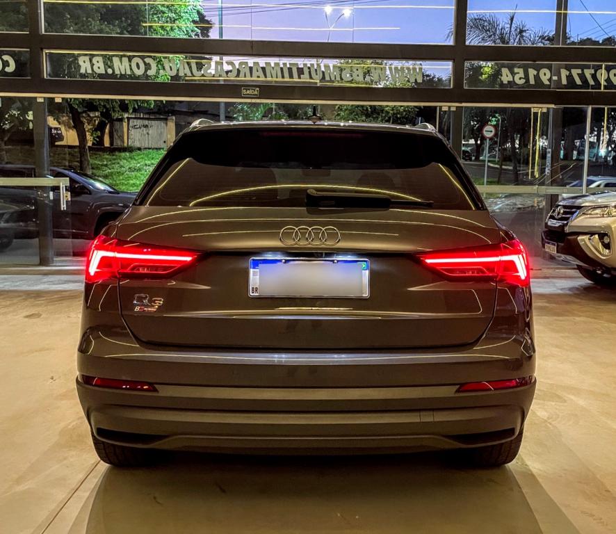 AUDI Q3 - Foto