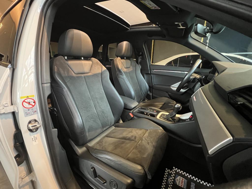 AUDI Q3 - Foto