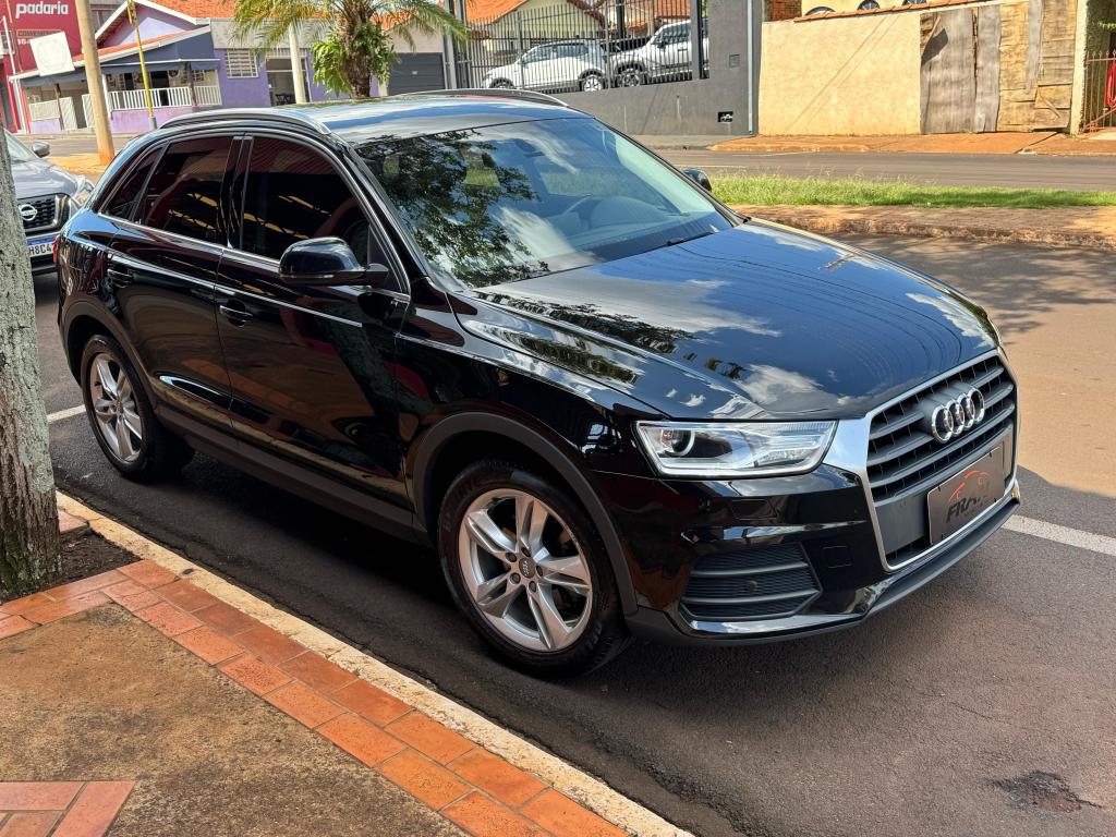 AUDI Q3 - Foto