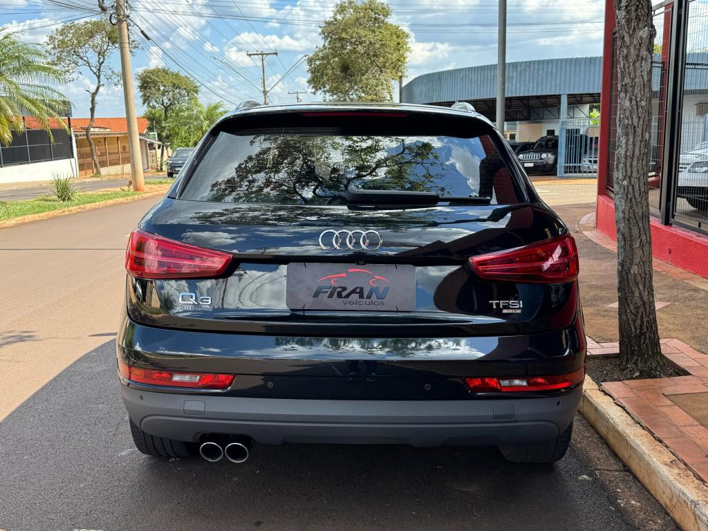 AUDI Q3 - Foto