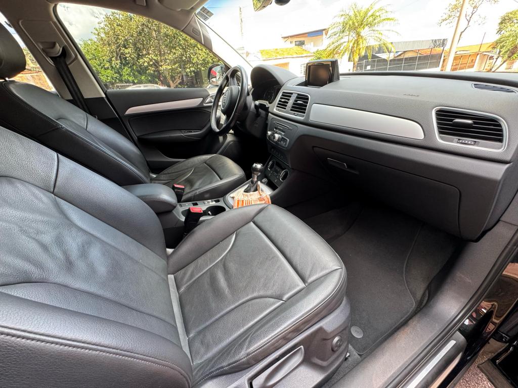 AUDI Q3 - Foto