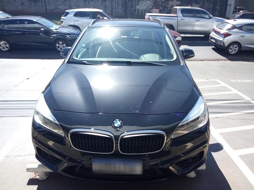 BMW 220I