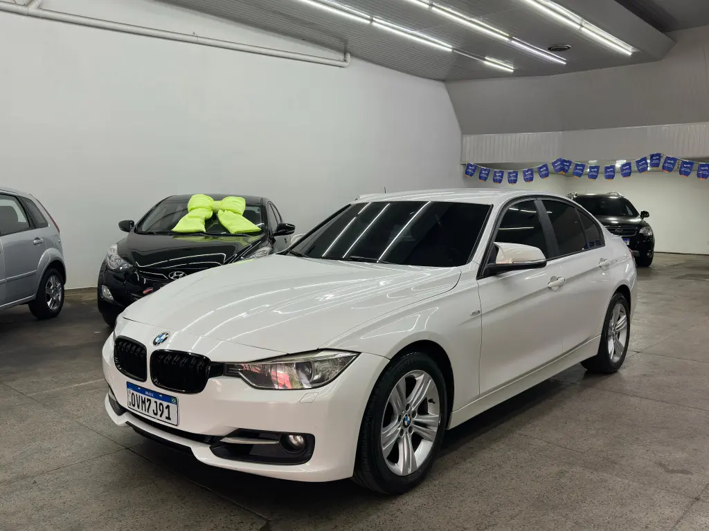 BMW 320I