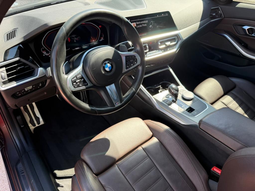 BMW 320I - Foto