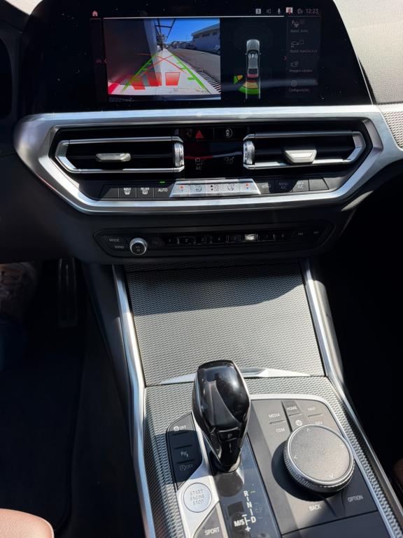 BMW 320I - Foto