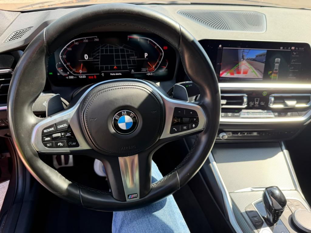 BMW 320I - Foto